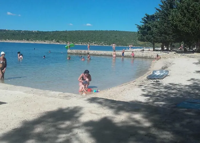 Ela Crna Punta Kruševo